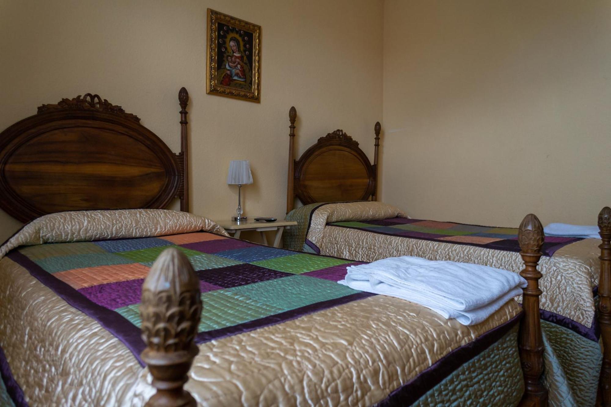 Dona Elvira Y Dona Sol Villa Vivar del Cid Buitenkant foto